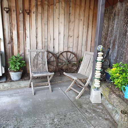 The Redbarn Villa Turangi Exterior photo